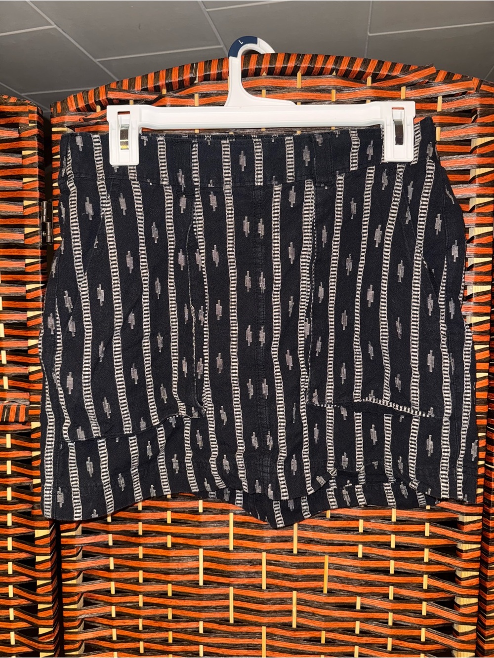 Woman’s Black Patterned Knit Skirt